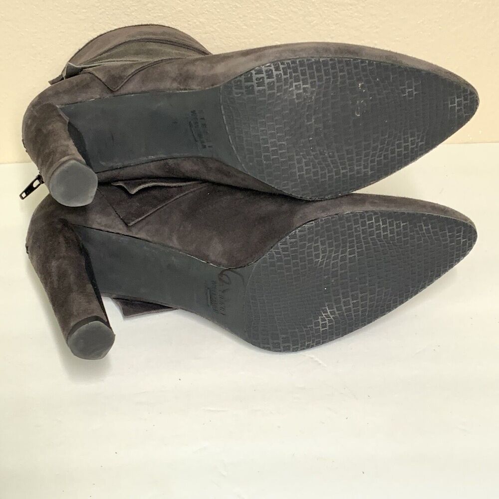 Stuart Weitzman "Skirts" Booties Mismatch 9.5 10 … - image 7